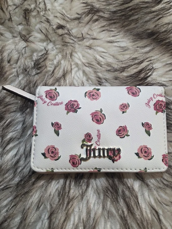 Juicy Couture White Floral Crossbody Bag with Matching Wallet - Picture 7 of 8